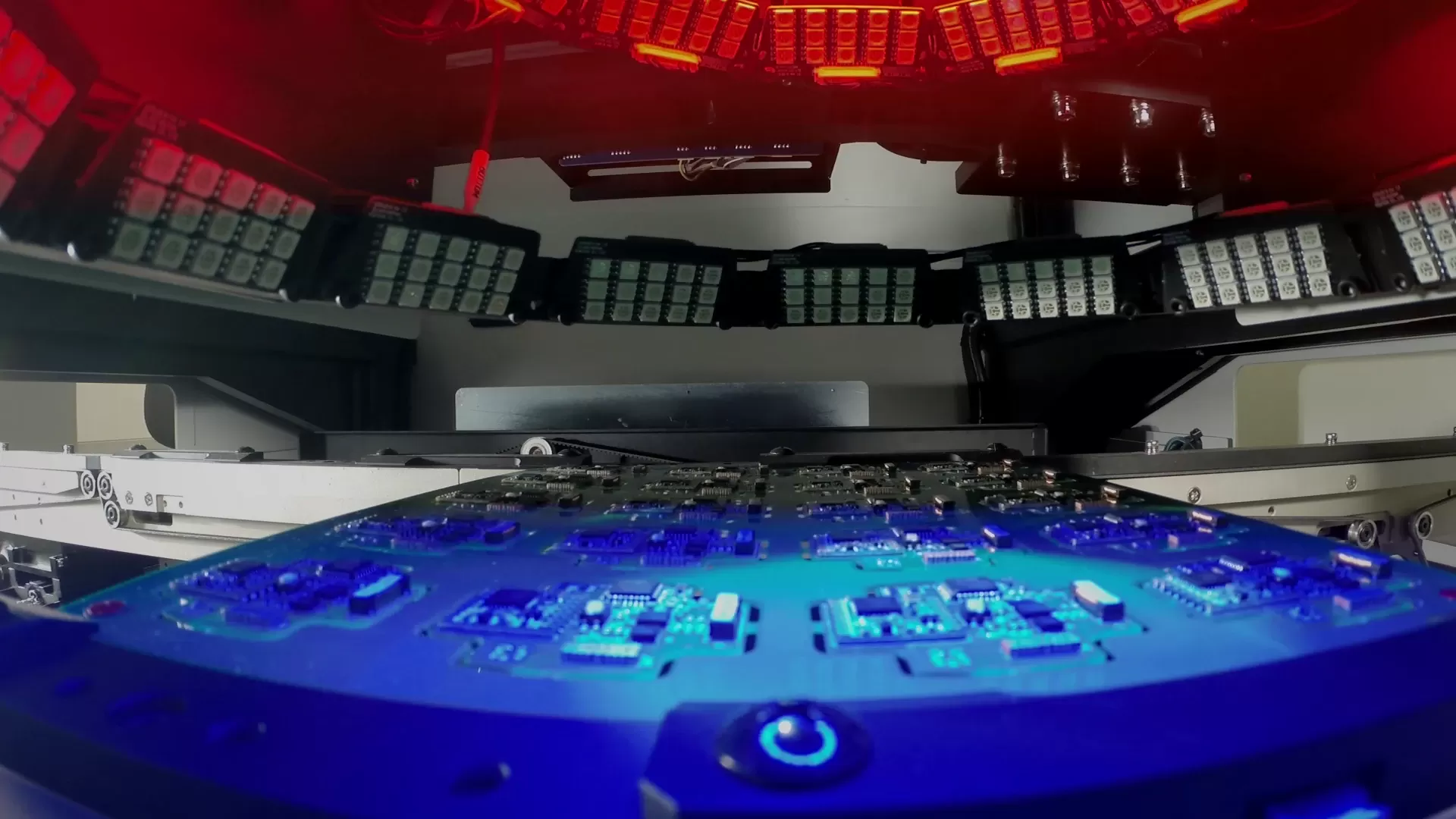 Řídící systémy pro průmysl